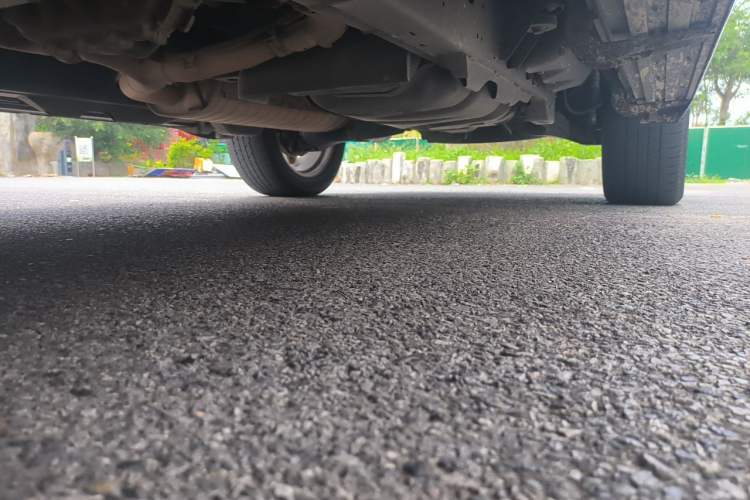 Used Infiniti QX80 2013 5.6L 4WD Chassis Front Left