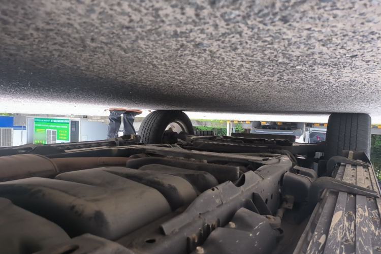 Used Infiniti QX80 2013 5.6L 4WD Chassis Rear Left