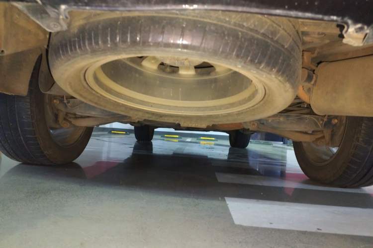 Used Infiniti QX80 2013 5.6L 4WD Chassis Rear
