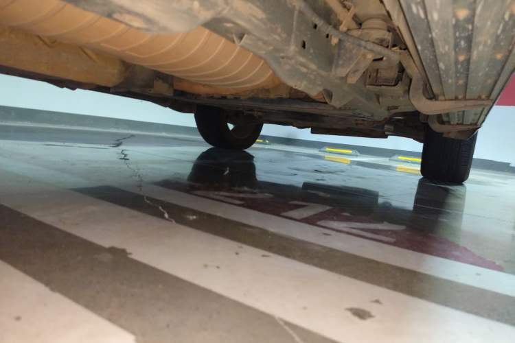 Used Infiniti QX80 2013 5.6L 4WD Chassis Rear Right