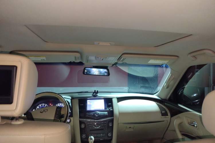 Used Infiniti QX80 2013 5.6L 4WD Headliner