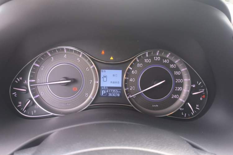 Used Infiniti QX80 2013 5.6L 4WD Instrument Cluster