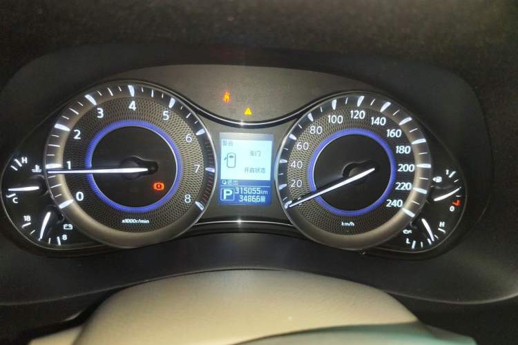 Used Infiniti QX80 2013 5.6L 4WD Instrument Cluster