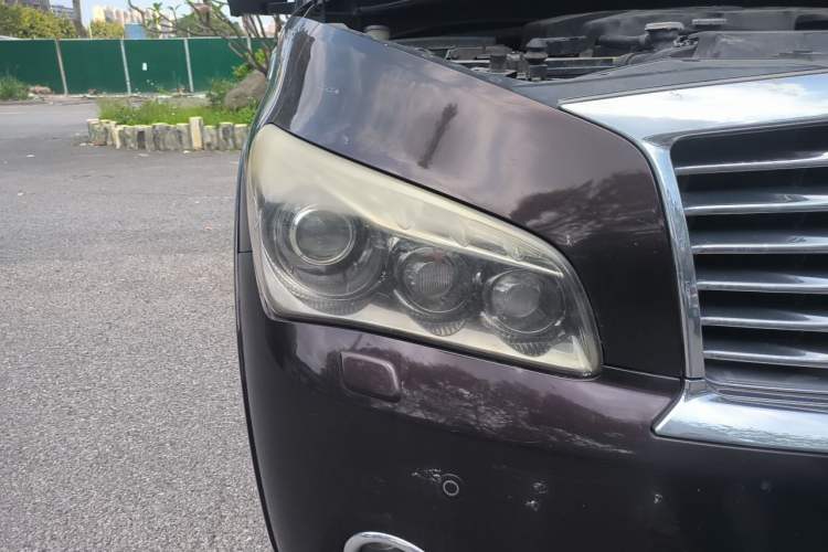 Used Infiniti QX80 2013 5.6L 4WD Right Front Headlight