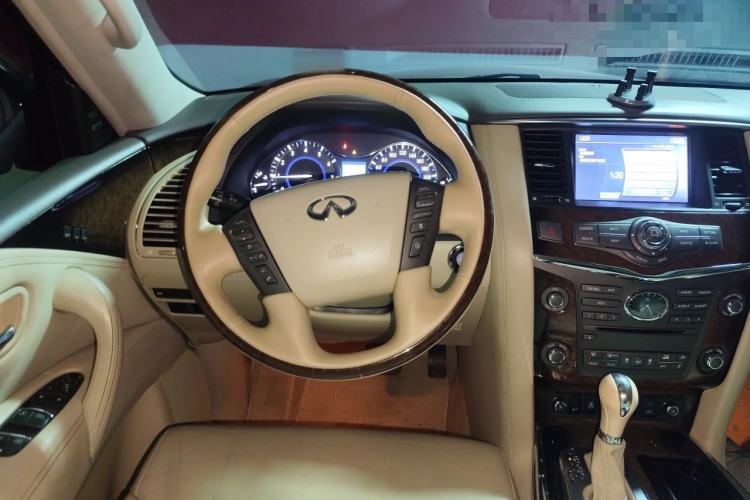 Used Infiniti QX80 2013 5.6L 4WD Steering Wheel
