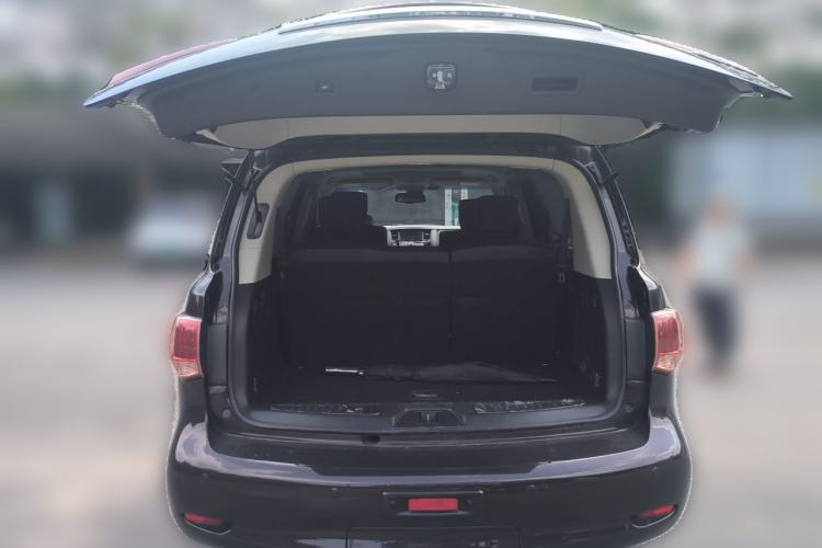 Used Infiniti QX80 2013 5.6L 4WD Trunk