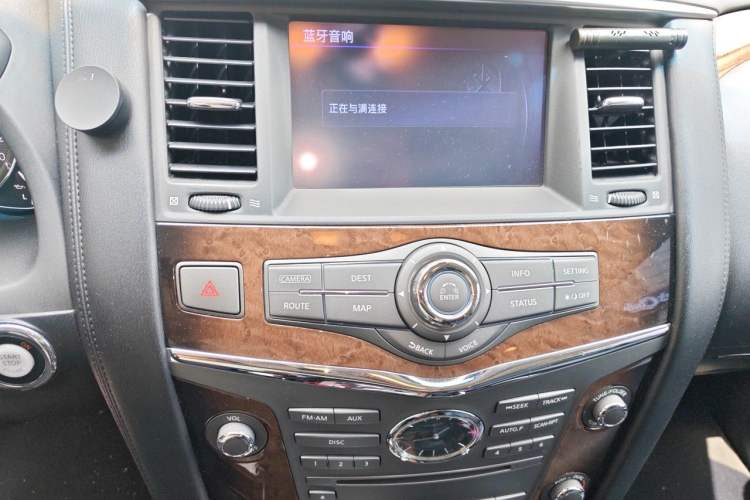Used Infiniti QX80 2013 5.6L 4WD Audio And AC Panel