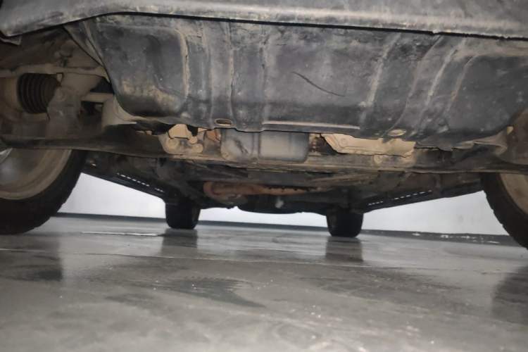 Used Infiniti QX80 2013 5.6L 4WD Chassis Front