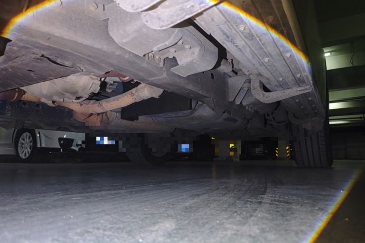 Used Infiniti QX80 2013 5.6L 4WD Chassis Front Left
