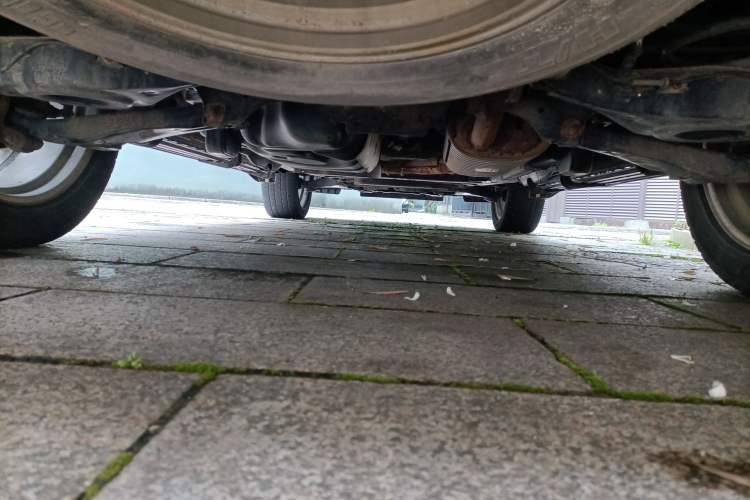 Used Infiniti QX80 2013 5.6L 4WD Chassis Rear