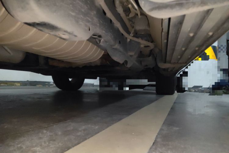 Used Infiniti QX80 2013 5.6L 4WD Chassis Rear Right