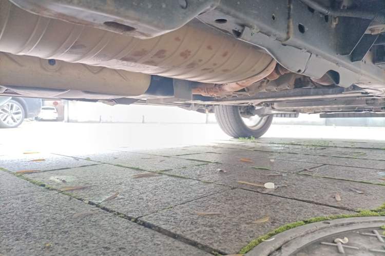 Used Infiniti QX80 2013 5.6L 4WD Chassis Rear Right
