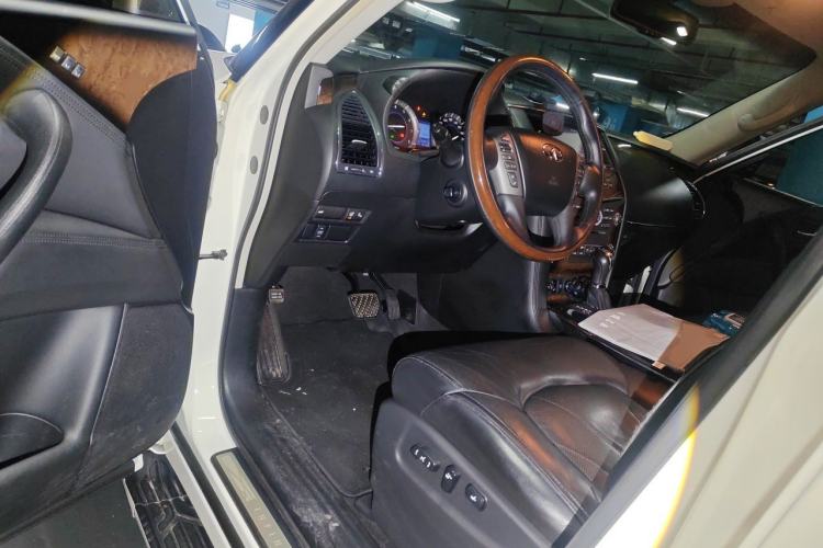 Used Infiniti QX80 2013 5.6L 4WD Driver Seat