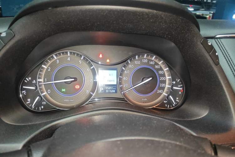 Used Infiniti QX80 2013 5.6L 4WD Instrument Cluster