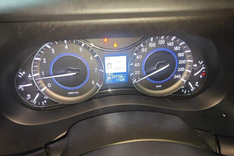 Used Infiniti QX80 2013 5.6L 4WD Instrument Cluster