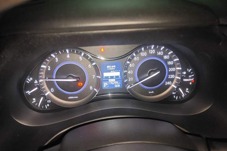 Used Infiniti QX80 2013 5.6L 4WD Instrument Cluster