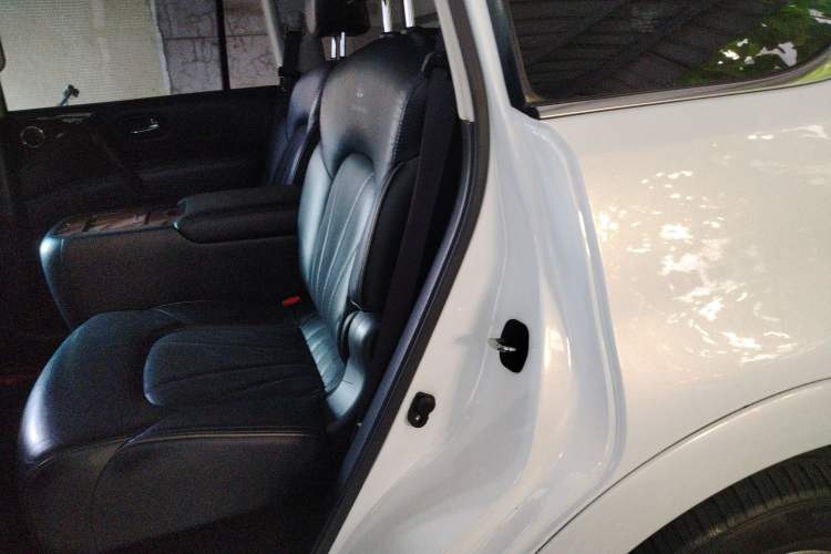 Used Infiniti QX80 2013 5.6L 4WD Left Rear Seat