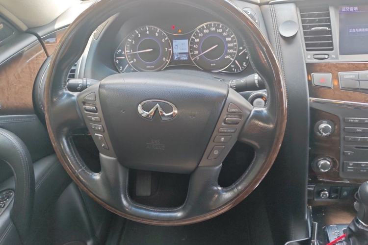 Used Infiniti QX80 2013 5.6L 4WD Steering Wheel
