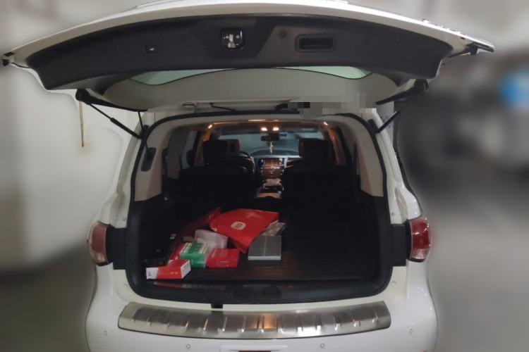 Used Infiniti QX80 2013 5.6L 4WD Trunk