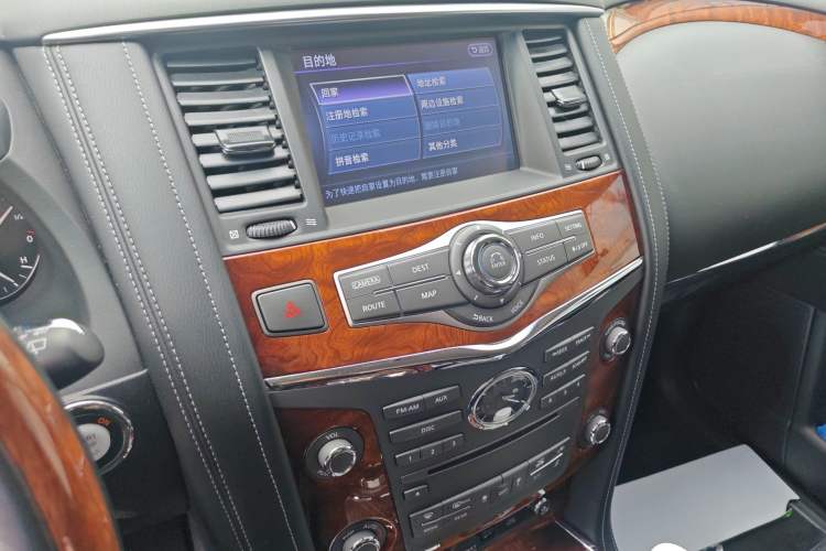 Used Infiniti QX80 2016 5.6L 4WD Audio And AC Panel