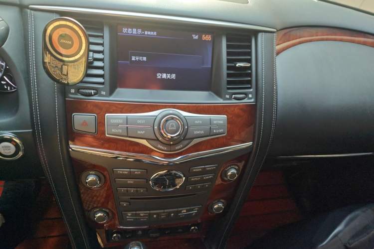 Used Infiniti QX80 2016 5.6L 4WD Audio And AC Panel