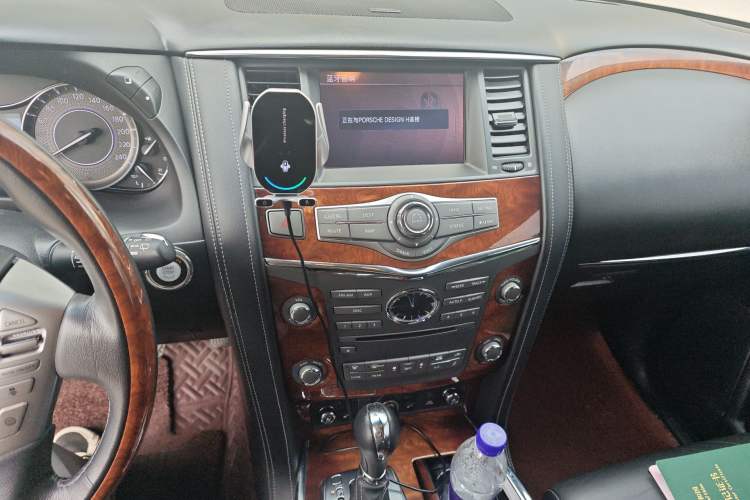 Used Infiniti QX80 2016 5.6L 4WD Audio And AC Panel