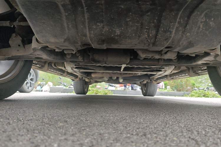 Used Infiniti QX80 2016 5.6L 4WD Chassis Front