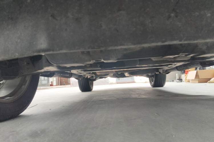 Used Infiniti QX80 2016 5.6L 4WD Chassis Front
