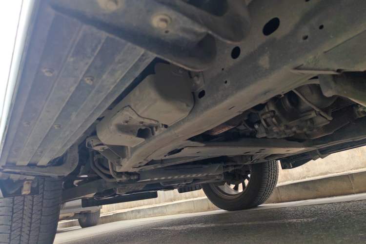 Used Infiniti QX80 2016 5.6L 4WD Chassis Front Left