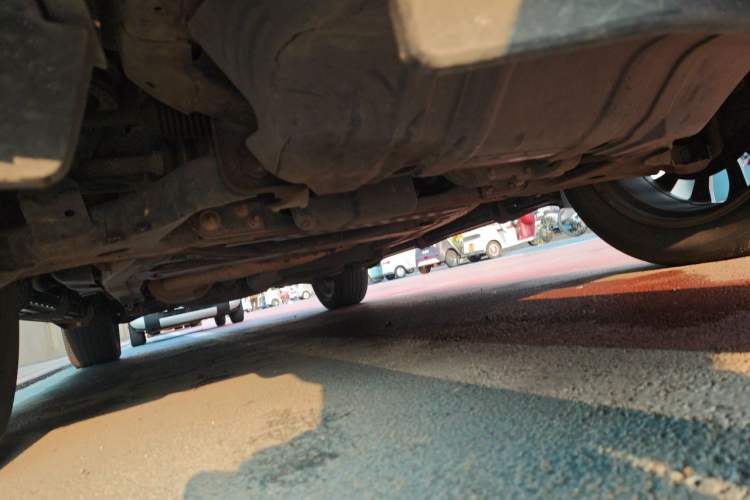 Used Infiniti QX80 2016 5.6L 4WD Chassis Front Right