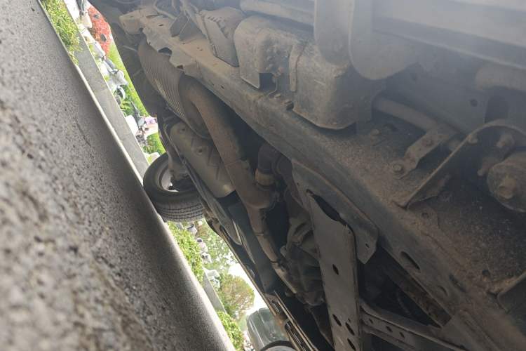 Used Infiniti QX80 2016 5.6L 4WD Chassis Front Right