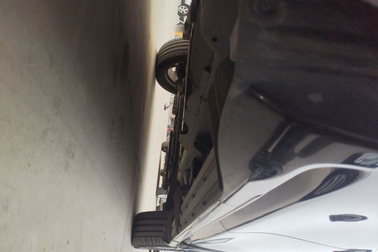 Used Infiniti QX80 2016 5.6L 4WD Chassis Rear Right