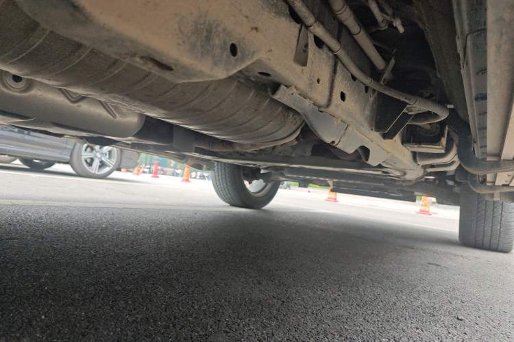Used Infiniti QX80 2016 5.6L 4WD Chassis Rear Right