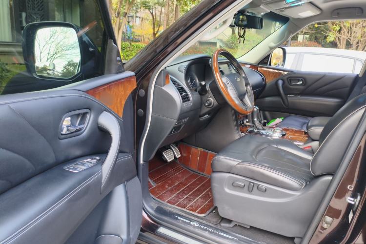 Used Infiniti QX80 2016 5.6L 4WD Driver Seat