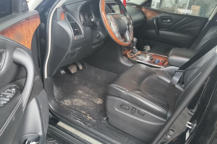 Used Infiniti QX80 2016 5.6L 4WD Driver Seat
