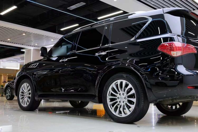Used Infiniti QX80 2016 5.6L 4WD Exterior 10