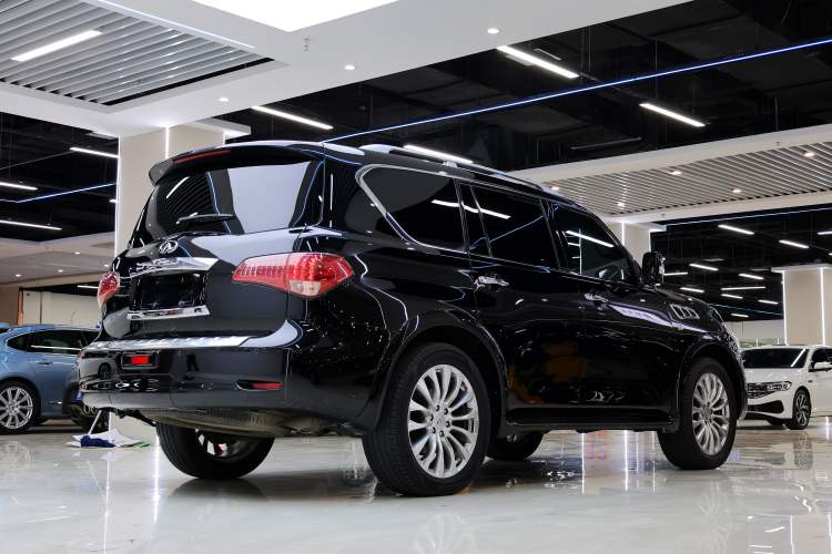 Used Infiniti QX80 2016 5.6L 4WD Exterior 12