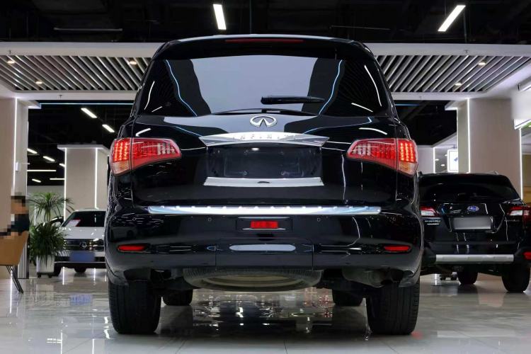 Used Infiniti QX80 2016 5.6L 4WD Exterior 5