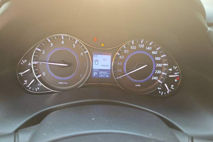 Used Infiniti QX80 2016 5.6L 4WD Instrument Cluster