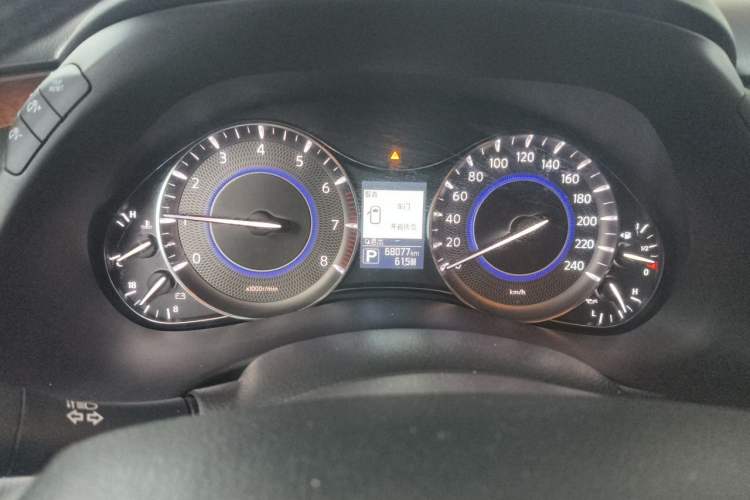 Used Infiniti QX80 2016 5.6L 4WD Instrument Cluster