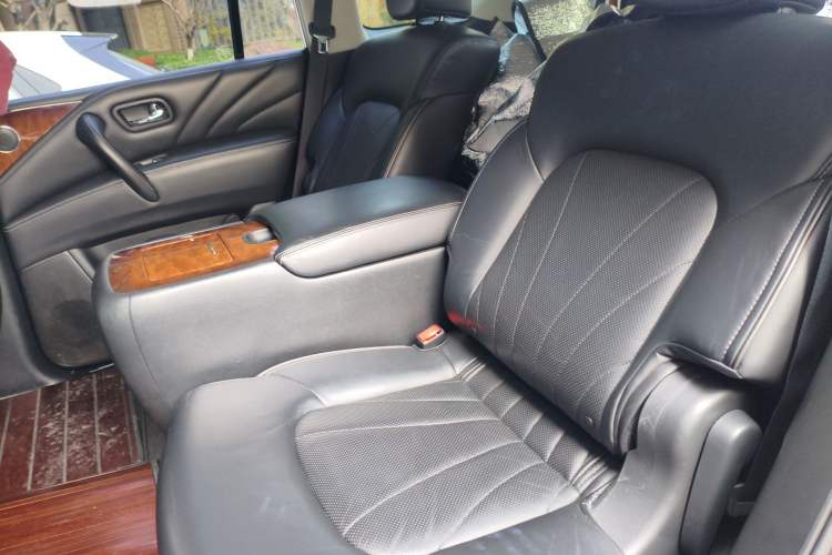 Used Infiniti QX80 2016 5.6L 4WD Left Rear Seat