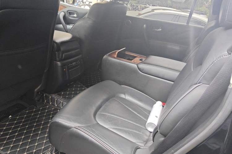 Used Infiniti QX80 2016 5.6L 4WD Left Rear Seat