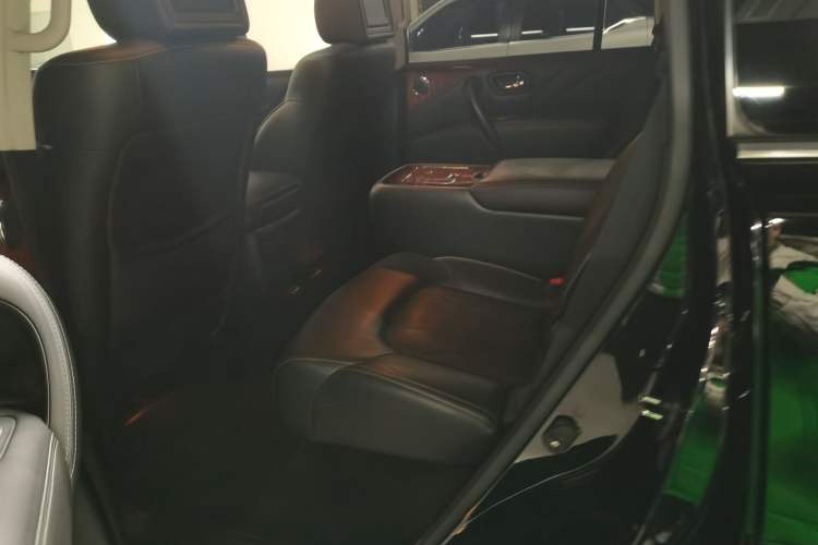 Used Infiniti QX80 2016 5.6L 4WD Left Rear Seat