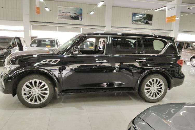 Used Infiniti QX80 2016 5.6L 4WD Left Side
