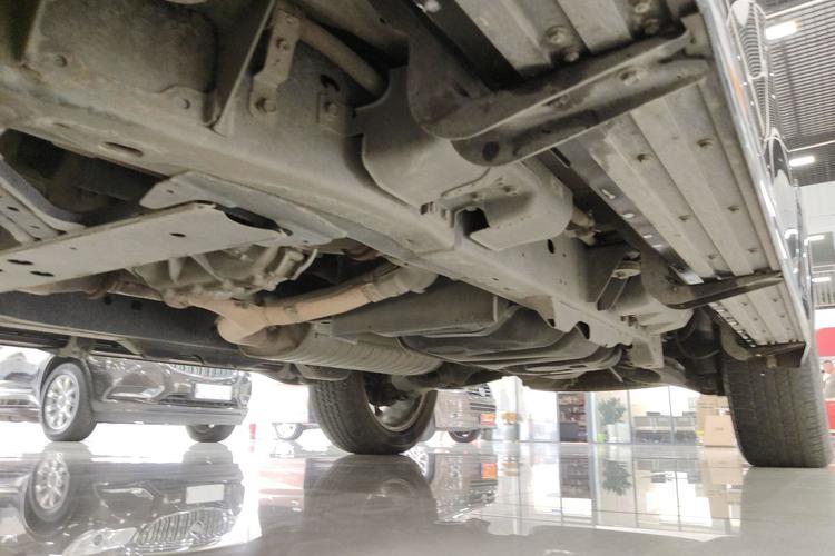 Used Infiniti QX80 2016 5.6L 4WD Left Side Sill