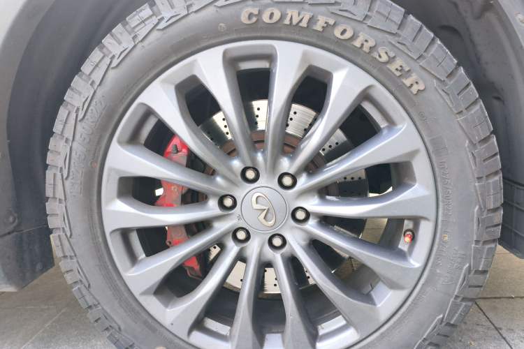 Used Infiniti QX80 2016 5.6L 4WD Right Front Wheel Hub