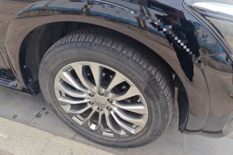 Used Infiniti QX80 2016 5.6L 4WD Right Front Wheel Hub