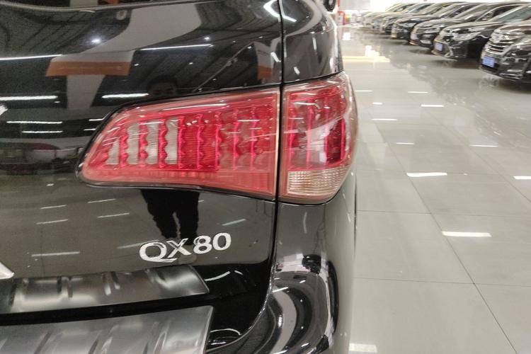 Used Infiniti QX80 2016 5.6L 4WD Right Rear Taillight