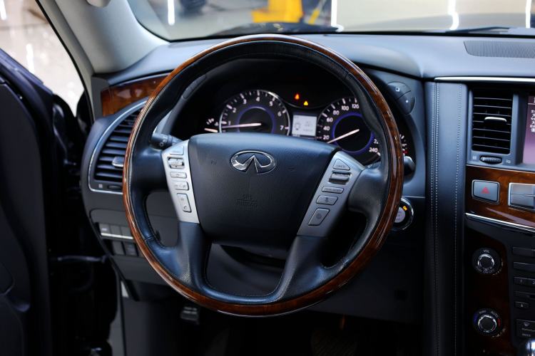 Used Infiniti QX80 2016 5.6L 4WD Steering Wheel