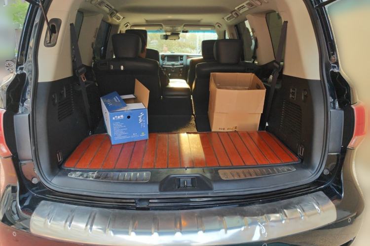 Used Infiniti QX80 2016 5.6L 4WD Trunk